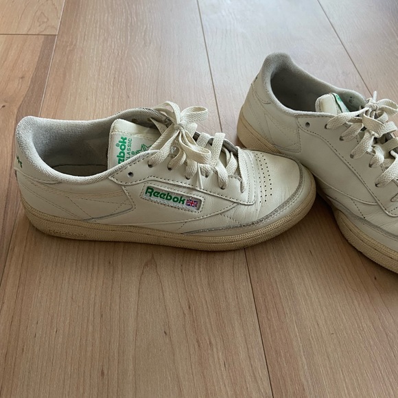 Reebok women’s Club C vintage sneakers in chalk/green - Picture 7 of 7